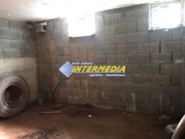de-vanzare-casa-pem-cu-800-mp-teren-utilitati-semifinisata-paclisa-11