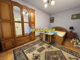 casa-de-vanzare-in-centru-3-camere-2-bai-pivnita-terasa-si-toate-utilitatiile-2