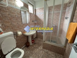 casa-de-vanzare-in-centru-3-camere-2-bai-pivnita-terasa-si-toate-utilitatiile-10