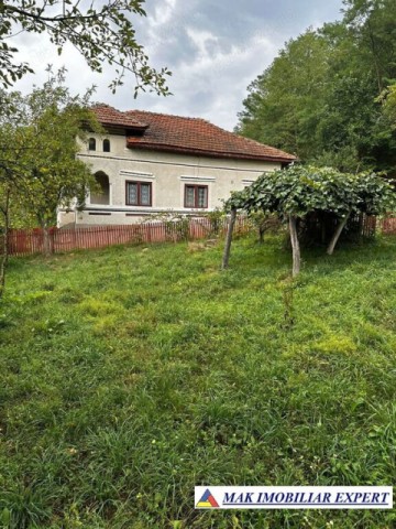 vand-casa-3-camere-teren-3900-mp-poienita-balilesti-arges-2