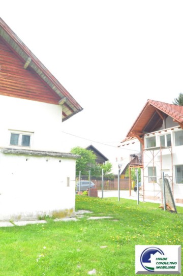 bran-predelut-casa-cu-patru-camere-si-teren-1915-mp-9
