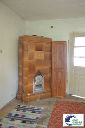 bran-predelut-casa-cu-patru-camere-si-teren-1915-mp-11