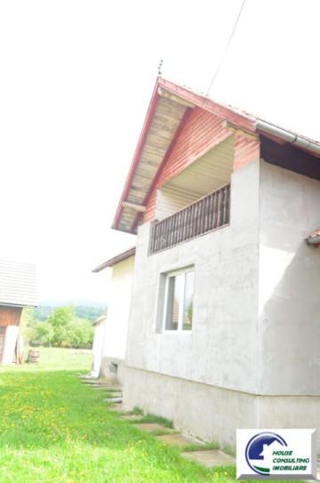 bran-predelut-casa-cu-patru-camere-si-teren-1915-mp-26