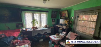 casa-5-camere-cu-teren-1400-mp-nucsoara-de-vanzare-nucsoara-arges-7