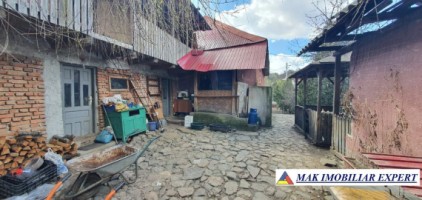 casa-5-camere-cu-teren-1400-mp-nucsoara-de-vanzare-nucsoara-arges-3