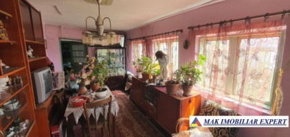 casa-5-camere-cu-teren-1400-mp-nucsoara-de-vanzare-nucsoara-arges-10