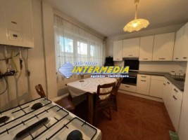 apartament-4-camere-etaj-1-zona-bulevardului-vedere-panoramica-2