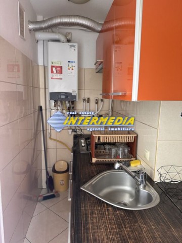 inchiriere-apartament-3-camere-decomandat-alba-bloc-nou-zona-centru-bcr-13