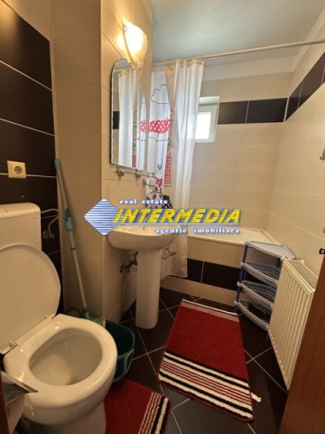 inchiriere-apartament-3-camere-decomandat-alba-bloc-nou-zona-centru-bcr-20