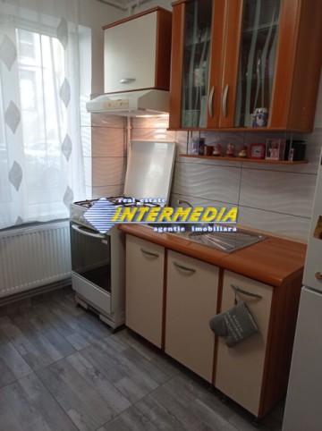 apartament-2-camere-50-mp-renovat-complet-de-vanzare-in-centru-3