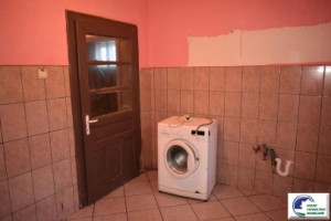 bran-predelut-casa-cu-patru-camere-si-teren-1915-mp-35