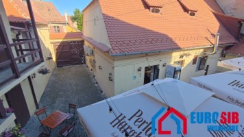 restaurant-cu-terasa-in-sibiu-zona-centru-istoric-9