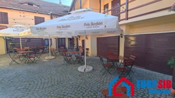 restaurant-cu-terasa-in-sibiu-zona-centru-istoric-11