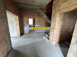 casa-noua-tip-duplex-120-mp-la-gri-de-vanzare-in-cetate-teren-250-mp-2