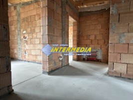 casa-noua-tip-duplex-120-mp-la-gri-de-vanzare-in-cetate-teren-250-mp-11