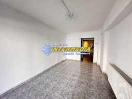 inchiriere-spatiu-comercial-la-bulevard-34-mp-cu-centrala-termopane-si-contoare-separate-alba-iulia-cetate-3