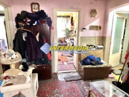 ocazie-apartament-4-camere-decomandat-cetate-stadion-etaj-intermediar-4