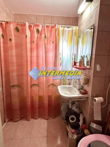 ocazie-apartament-4-camere-decomandat-cetate-stadion-etaj-intermediar-10