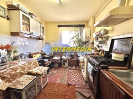 ocazie-apartament-4-camere-decomandat-cetate-stadion-etaj-intermediar-11