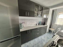 apartament-2-camere-decomandat-etaj-1-2-balcoane-18
