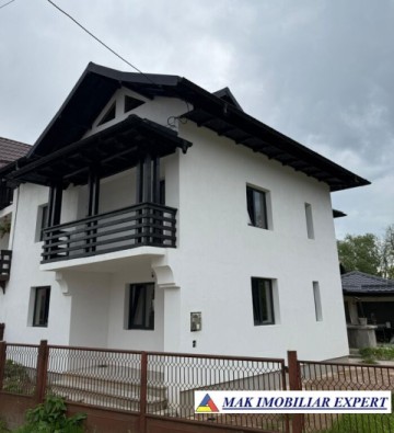 casa-6-camere-cu-teren-de-1047-mp-de-vanzare-in-domnesti-arges-1
