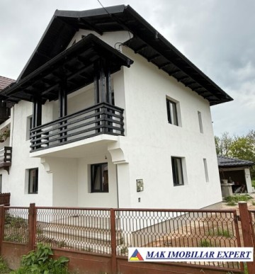 casa-6-camere-cu-teren-de-1047-mp-de-vanzare-in-domnesti-arges