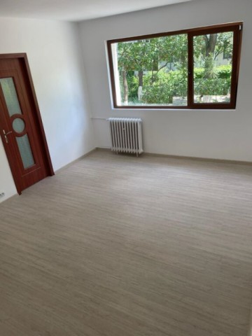 malu-rosu-cf2-p4-bl80-renovat-48500-eu-credit-46500-eu-cash-2