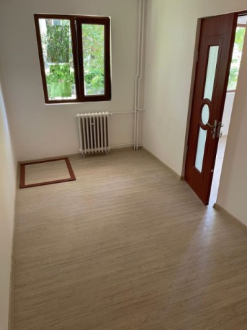 malu-rosu-cf2-p4-bl80-renovat-48500-eu-credit-46500-eu-cash-5