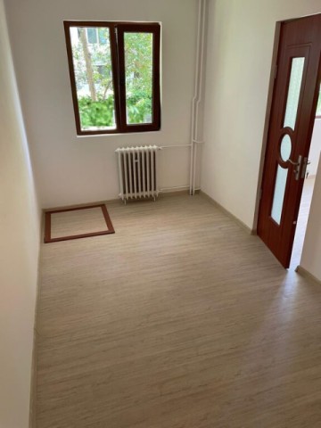 malu-rosu-cf2-p4-bl80-renovat-48500-eu-credit-46500-eu-cash-6