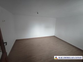 vila-4-camere-teren-116-mp-de-vanzare-in-centru-campulung-muscel-arges-11