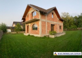 vila-cu-5-camere-si-teren-de-600-mp-de-vanzare-in-grui-campulung-muscel-arges-ideala-pentru-locuinta-de-familie