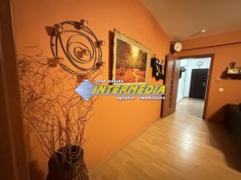 de-inchiriat-apartament-2-camere-mare-bloc-nou-dresing-camara-centru-ultracentral-5
