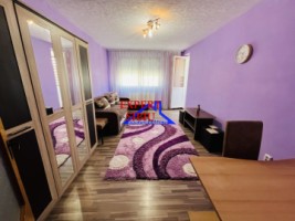 inchiriez-apartament-2-camere-decomandat-renovat-zona-strand-1