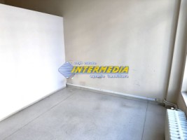 spatiu-comercial-de-inchiriat-cu-vad-in-cetate-suprafata-de-370-mp-ideal-birouri-clinica-23