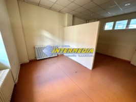 spatiu-comercial-de-inchiriat-cu-vad-in-cetate-suprafata-de-370-mp-ideal-birouri-clinica-30