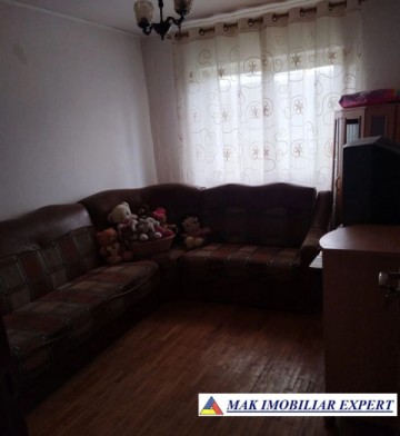 vand-apartament-cu-4-camere-confort-1-parter-apa-sarata-campulung-muscel-arges-1