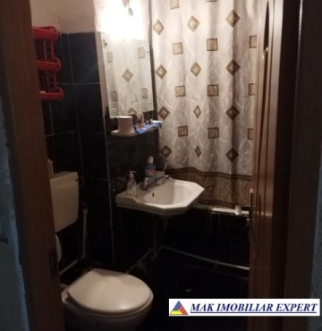 vand-apartament-cu-4-camere-confort-1-parter-apa-sarata-campulung-muscel-arges-6