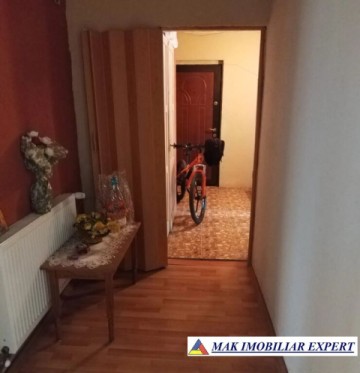 vand-apartament-cu-4-camere-confort-1-parter-apa-sarata-campulung-muscel-arges-4