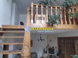 casa-tip-duplex-dpe-de-vanzare-alba-iulia-zona-mall-cu-1000-mp-teren-piscina-mobilata-si-utilata-39