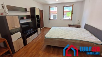 casa-individuala-4-dormitoare-garaj-teren-1457-mp-in-sibiu-mohu-7