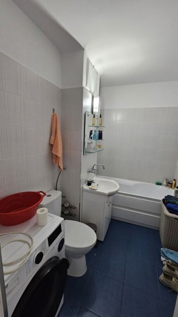 democratiei-2cam-cf1a-dec-34-renovat-partial-80000-euro-2