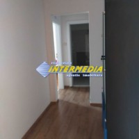 apartament-3-camere-decomandat-de-inchiriat-in-centru-5