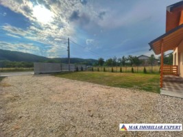 vand-vila-3-camere-teren-1500-mp-capul-piscului-godeni-arges-15