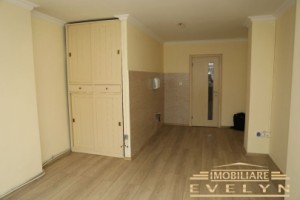apartament-4-camere-de-vanzare-zona-piata-mare-7