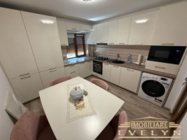 de-vanzare-apartament-3-camere-decomandat-piata-mare-etaj-23-renovat-complet-0