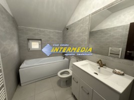 proprietate-cu-2-case-in-curte-cu-teren-700-mp-imprejmuita-cetate-central-curte-pavata-strada-asfaltata-si-toate-utilitatiile-10
