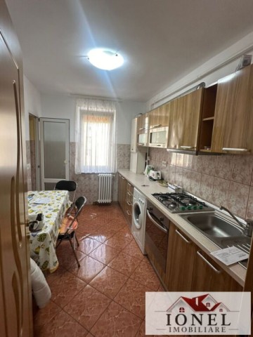 vanzare-apartament-doua-camere-cugir-10