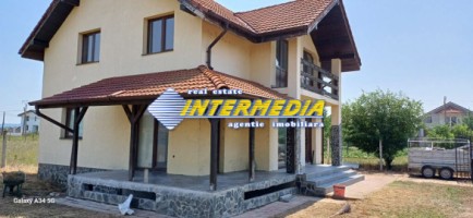 casa-noua-140-mp-de-vanzare-cu-5-camere-finisata-in-alba-iulia