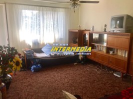 apartament-3-camere-decomandat-de-vanzare-in-alba-iulia-zona-centru-2