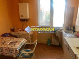 apartament-3-camere-decomandat-de-vanzare-in-alba-iulia-zona-centru